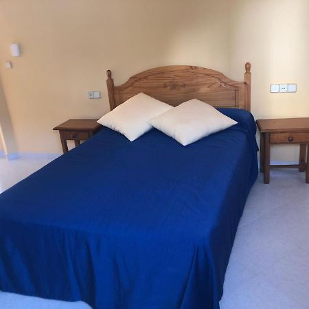 Hostal Costa Sol Castell de Ferro Bagian luar foto